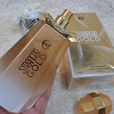 ادکلن استرانجر گلد stranger gold